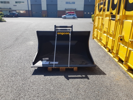 New - GB20 grading bucket, 1700mm wide, 1100L capacity on S70